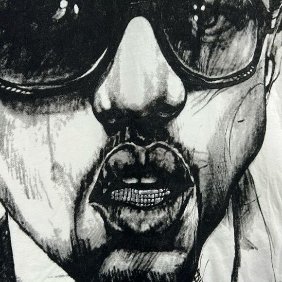 🔥🔥 KANYE WEST Yeezy Big Face Rap Music Band Concert Tee - Women Sz XL - EUC - Picture 4 of 7